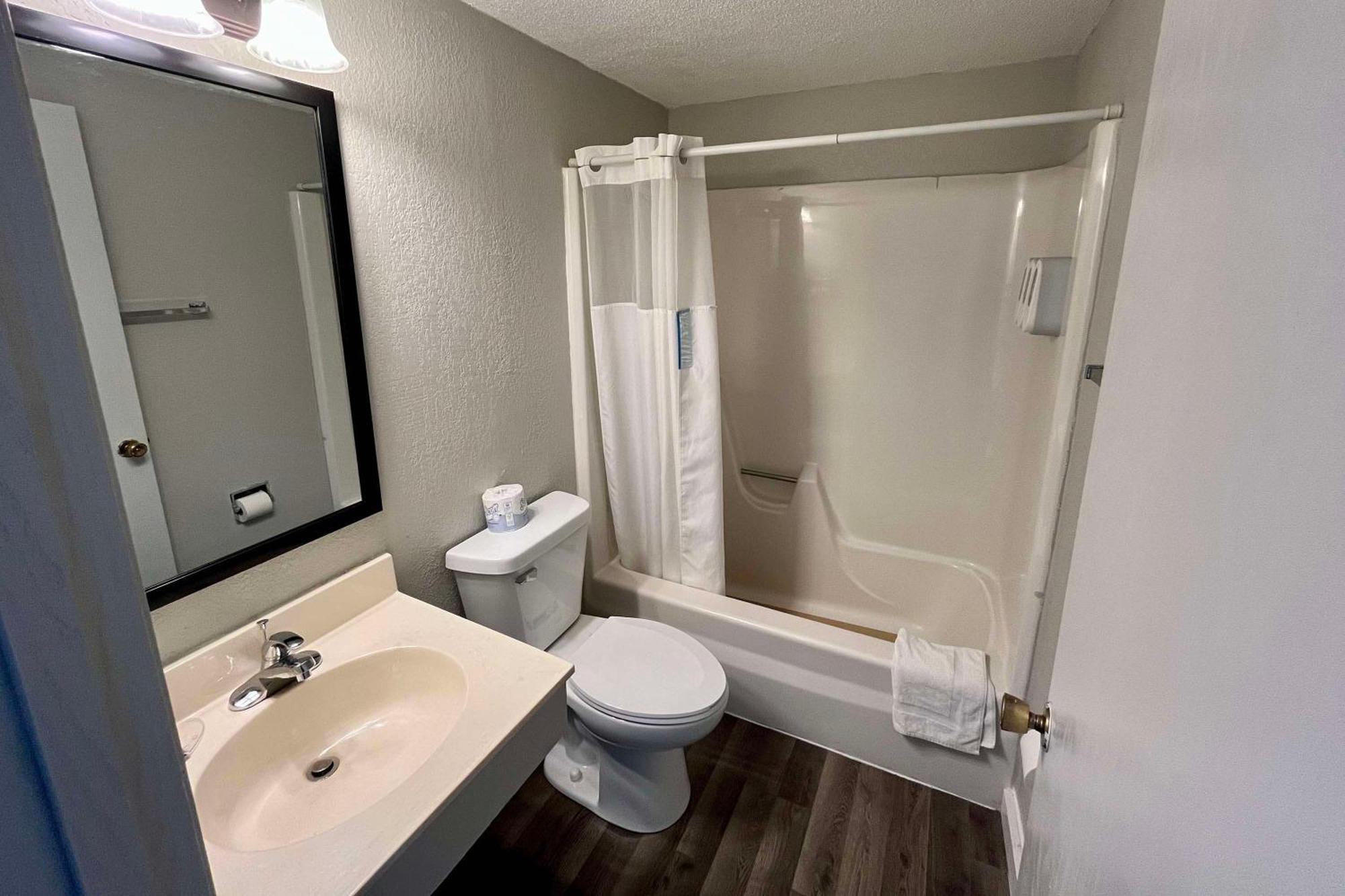 Sauk River Inn & Suites, A Travelodge By Wyndham Sauk Centre Exterior foto